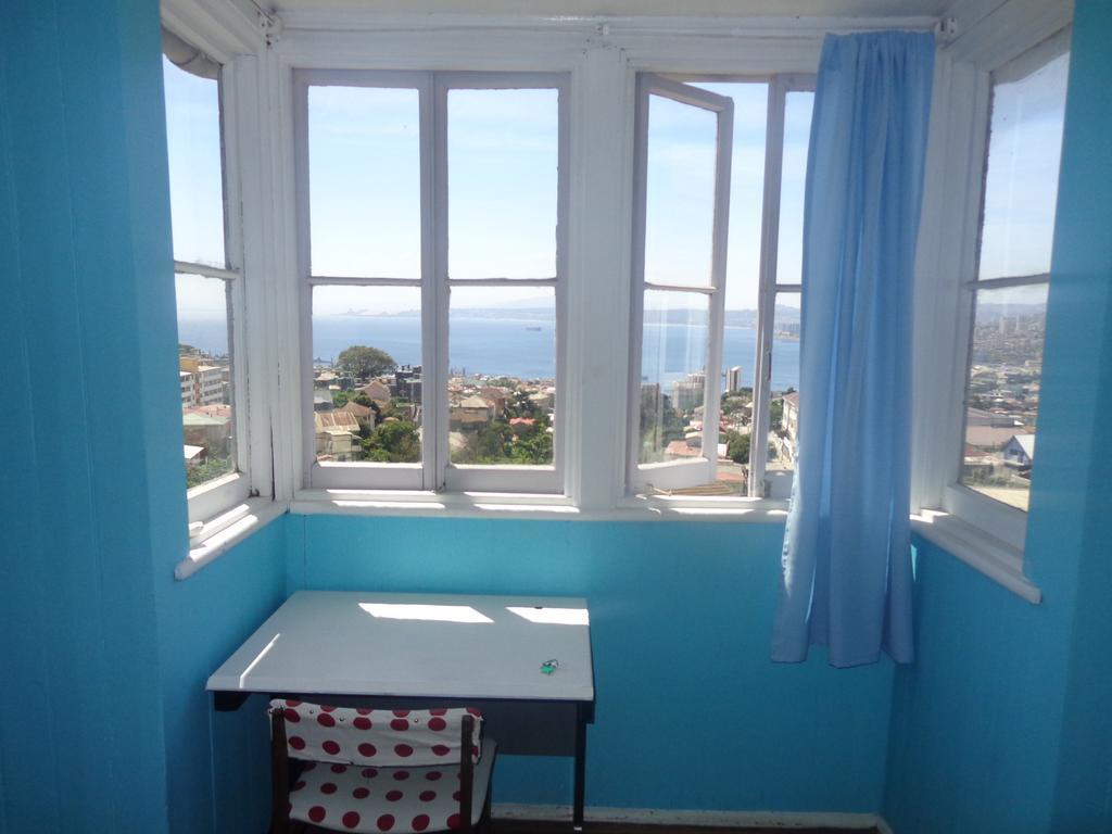 Hostal Faro Azul Valparaíso Chambre photo